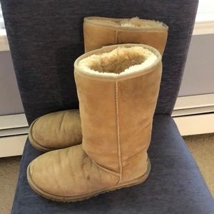 Tan ugg boots!